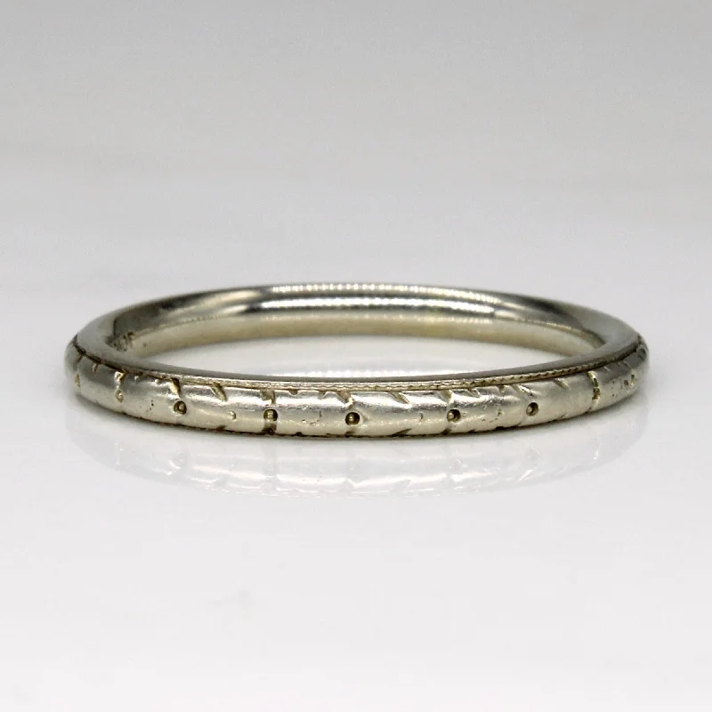 19k White Gold Band | SZ 6.75 |