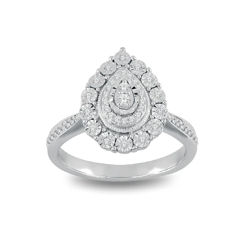 Sterling Silver Pear Shaped Ring with 0.20ct of Diamonds