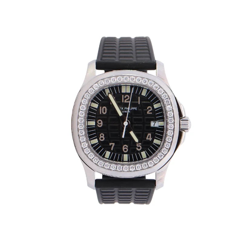 Patek Philippe Ladies Aquanaut Stainless Steel 35mm Black Dial Watch Reference# 5067A-001