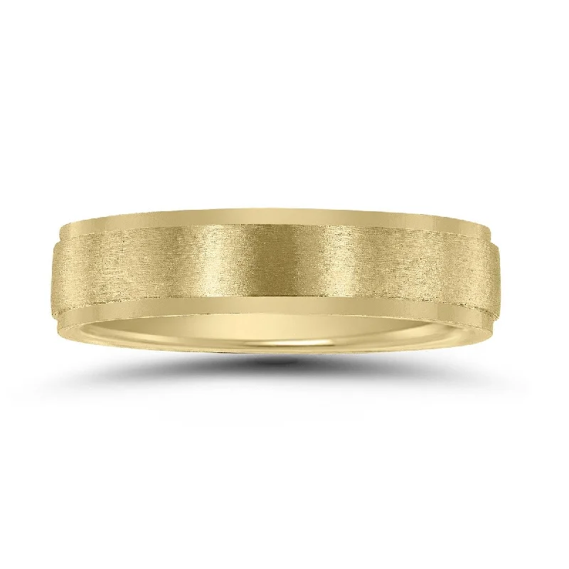 Men's 5MM Classic Matte Brushed Center Wedding Band in 10K Yellow Gold