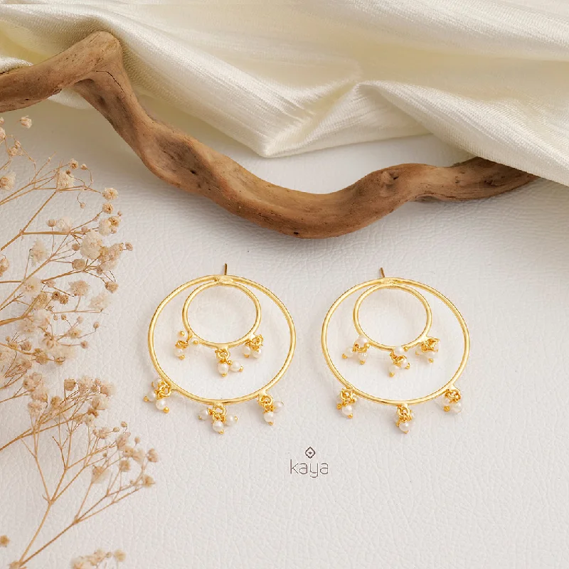 Double Ring with Pearl Hanging Earrings  - KE100444