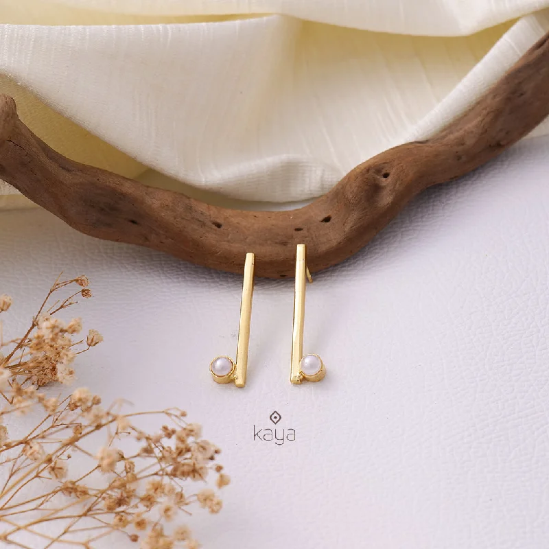 Pearl Bar Stud Earrings - AS100852